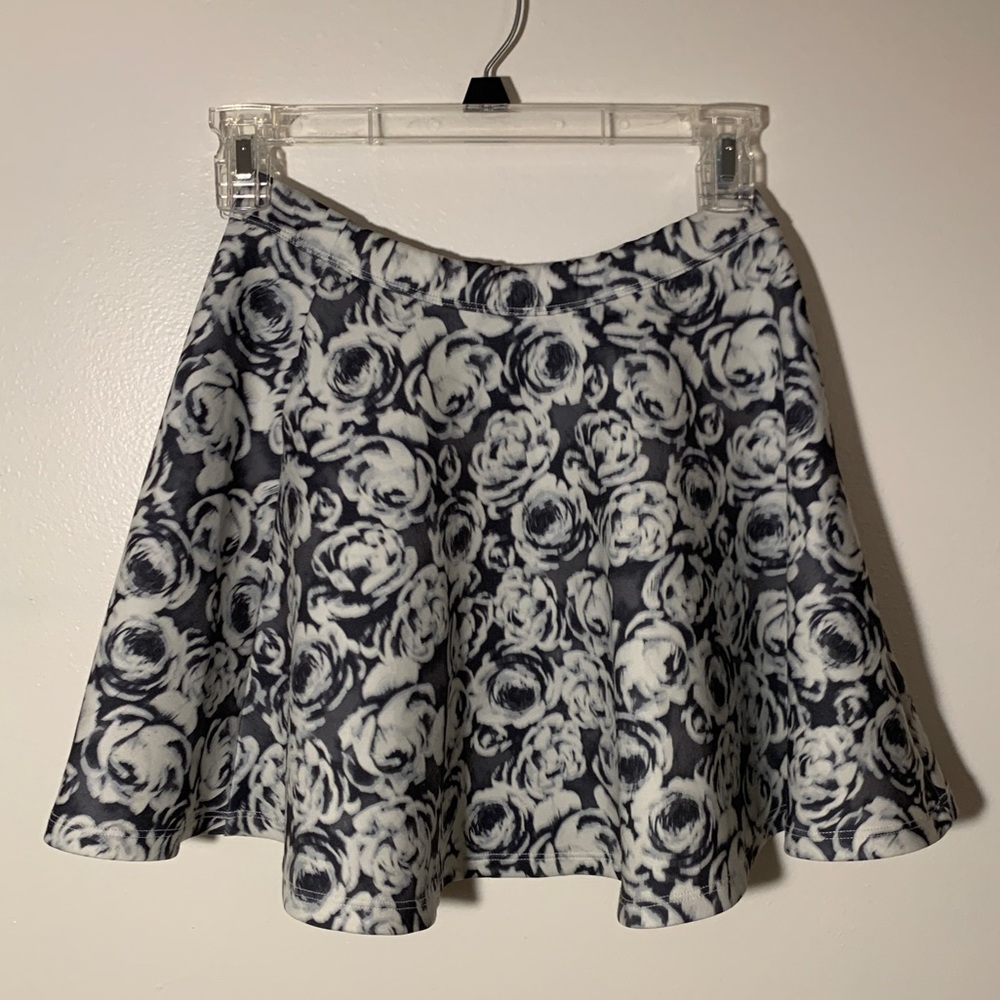 Abercrombie Kids rose skater skirt